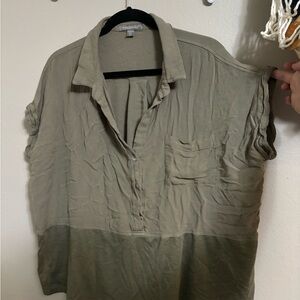 Peace and pearls top.